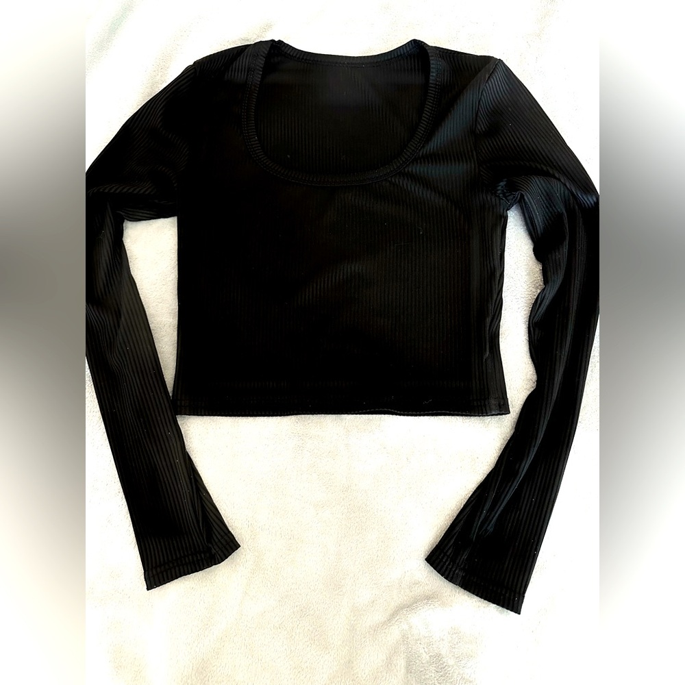 Women's Black Long Sleeve Top - Size small